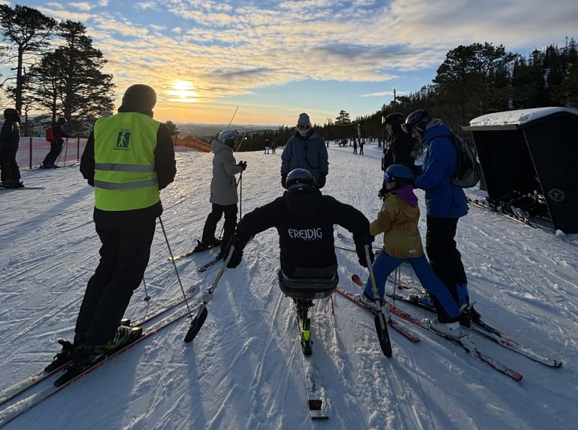 6.-8. mars arrangeres blir nybegynnerkurs sitski, ledsagerkurs og breddesamling/ rekruttsamling i Oslo.
