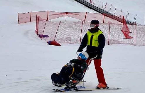 sitski med ledsager